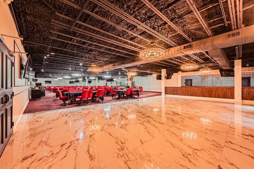 2730 Fondren Rd, Houston, TX for sale - Building Photo - Image 3 of 28