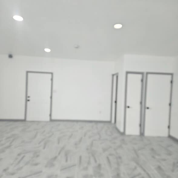 120 1st St, Elizabeth, NJ for lease - Building Photo - Image 3 of 15