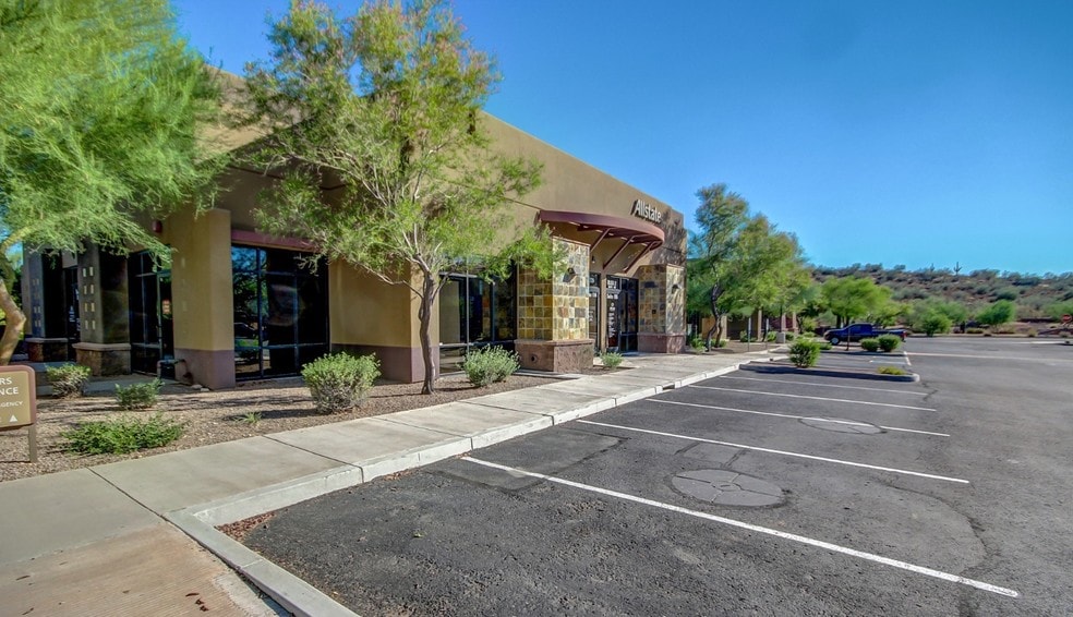 34225 N 27th Dr, Phoenix, AZ à louer - Photo du bâtiment - Image 2 de 9