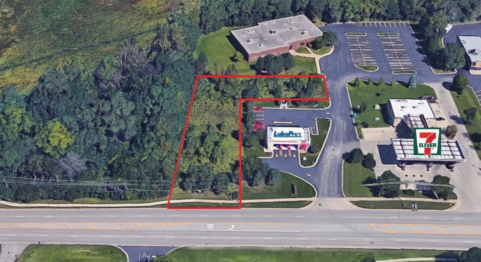 805 Geneva Rd, Carol Stream, IL à vendre - Photo du bâtiment - Image 1 de 4
