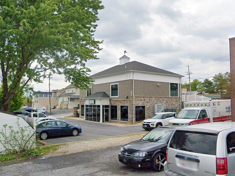 9501 Harford Rd, Parkville, MD for lease - Building Photo - Image 2 of 7