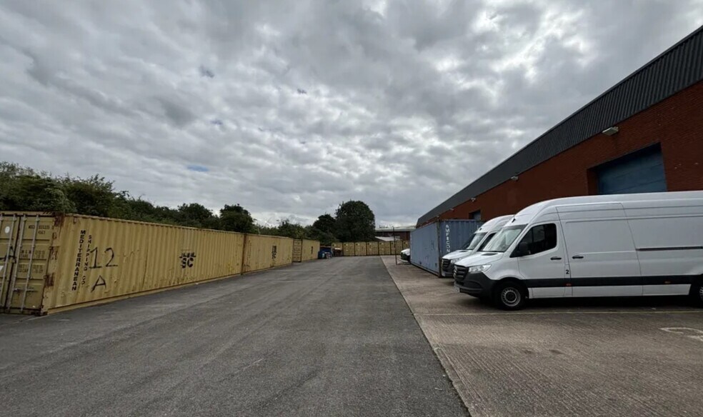 Bristol Rd, Quedgeley à vendre - Photo du bâtiment - Image 3 de 19