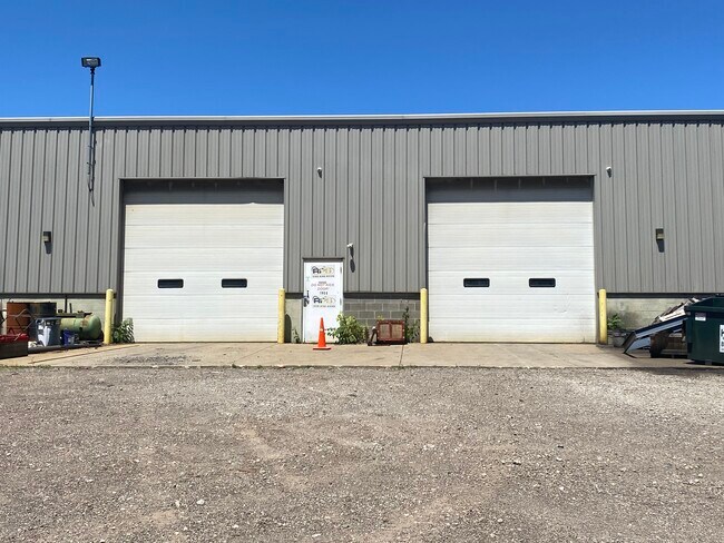 Plus de détails pour 1900 Cleveland Ave, Canton, OH - Industriel à louer