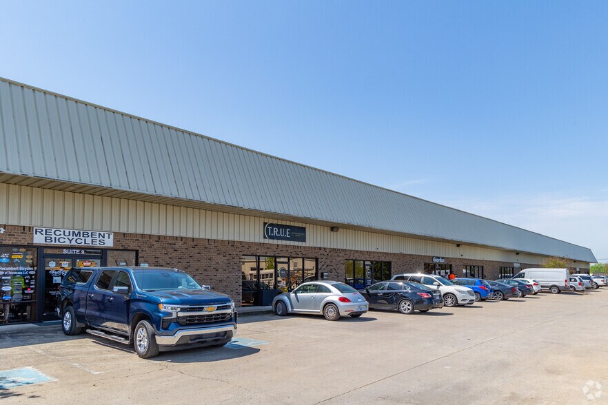 730 Middle Tennessee Blvd, Murfreesboro, TN à vendre - Photo du bâtiment - Image 3 de 7