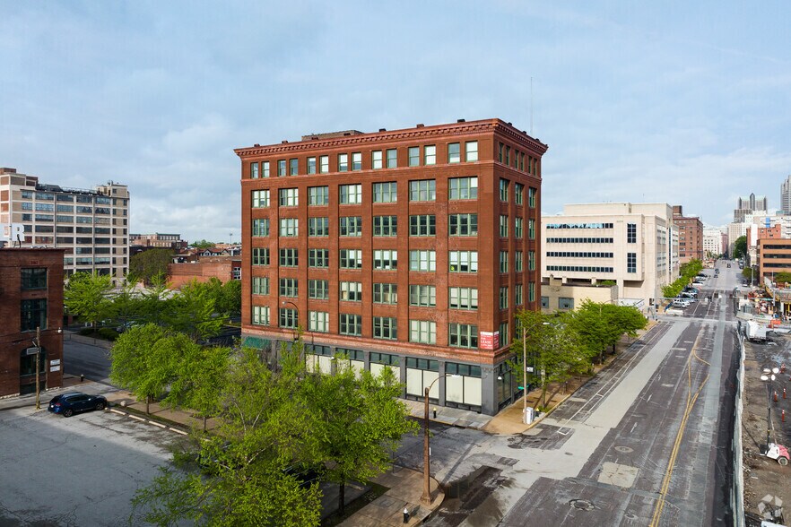 308 N 21st St, Saint Louis, MO à louer - Photo du bâtiment - Image 1 de 3