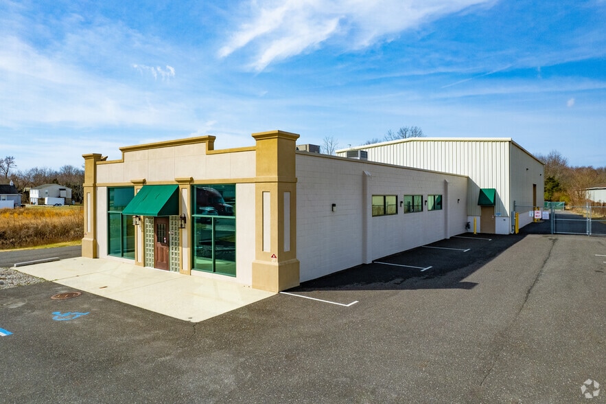 1560 N Main Rd, Vineland, NJ à louer - Photo du bâtiment - Image 2 de 20