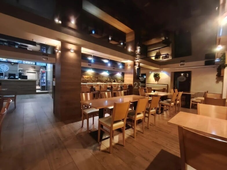 Commerce de détail dans Riaza, Segovia à vendre - Photo intérieure - Image 2 de 10