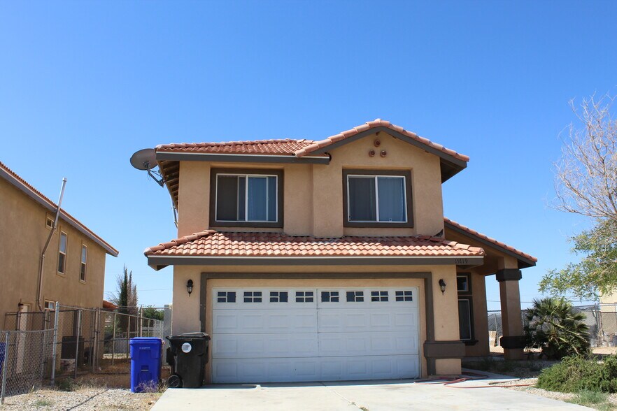 15705 Tern Rd, Victorville, CA à vendre - Photo du bâtiment - Image 2 de 5