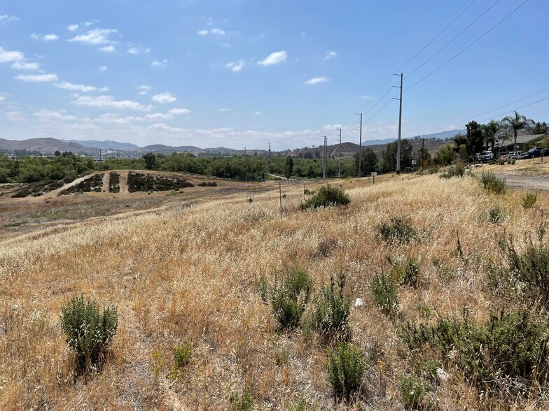 1 Baker, Lake Elsinore, CA for sale - Other - Image 1 of 1