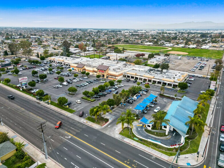 7903-7907 Knott Ave, Buena Park, CA à louer - Photo du bâtiment - Image 1 de 5