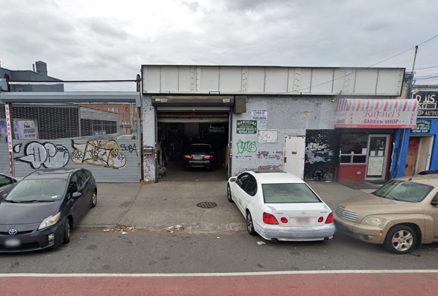 1651 Utica Ave, Brooklyn, NY for lease - Building Photo - Image 2 of 5