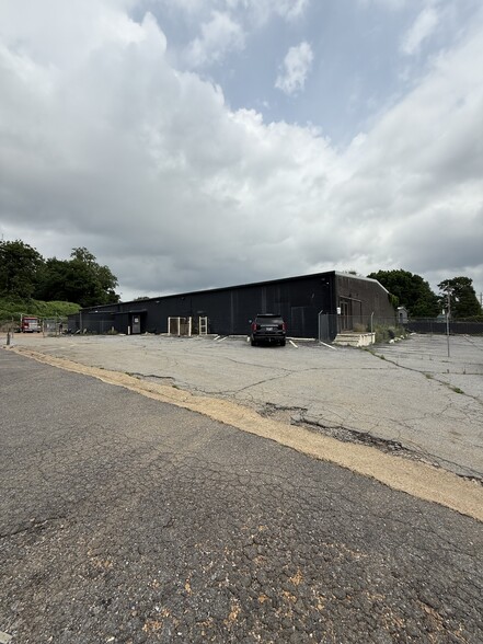 160 W Mallory Ave, Memphis, TN for sale - Building Photo - Image 2 of 14