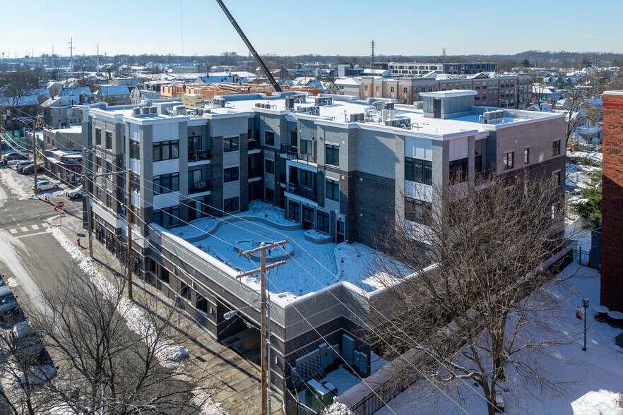 120 Monmouth St, Red Bank, NJ for lease - Building Photo - Image 2 of 4