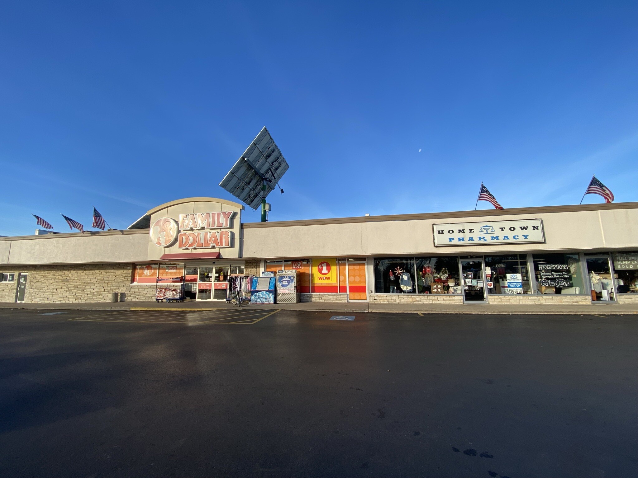 301-331 N Sawyer St, Oshkosh, WI for sale Building Photo- Image 1 of 1