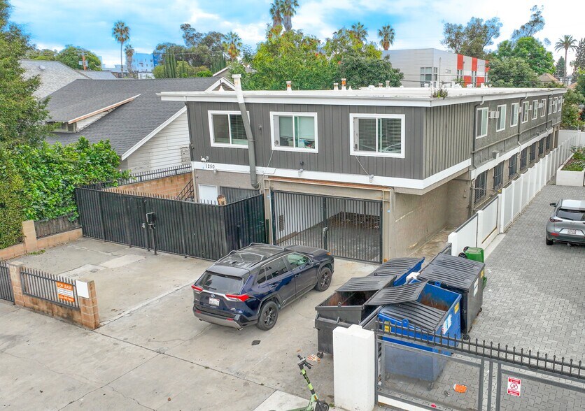 1250 W 37th St, Los Angeles, CA à vendre - Photo du bâtiment - Image 3 de 24