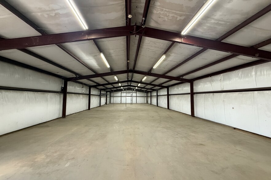 3500 W Pioneer Pky, Pantego, TX for sale - Interior Photo - Image 2 of 10