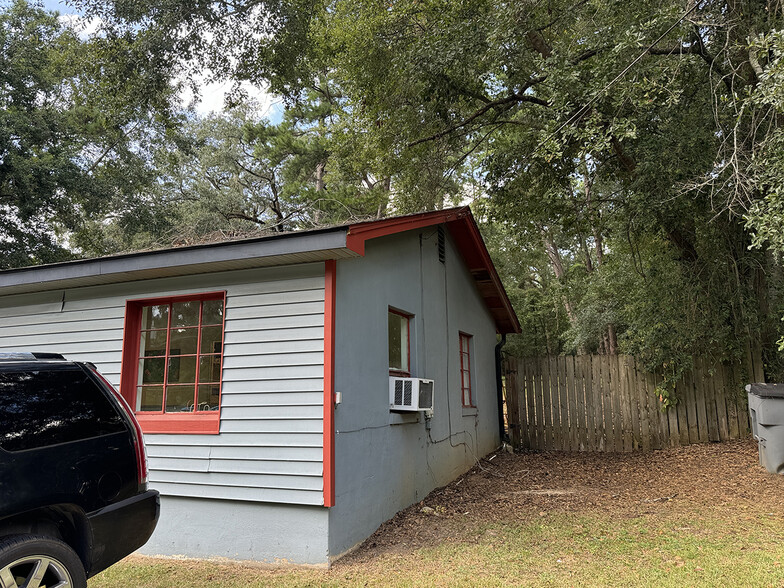 1212 Stone Rd, Tallahassee, FL à vendre - Photo du bâtiment - Image 3 de 5