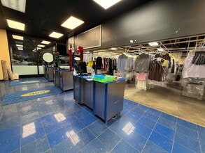 317-351 E Dundee Rd, Palatine, IL for lease Interior Photo- Image 2 of 8