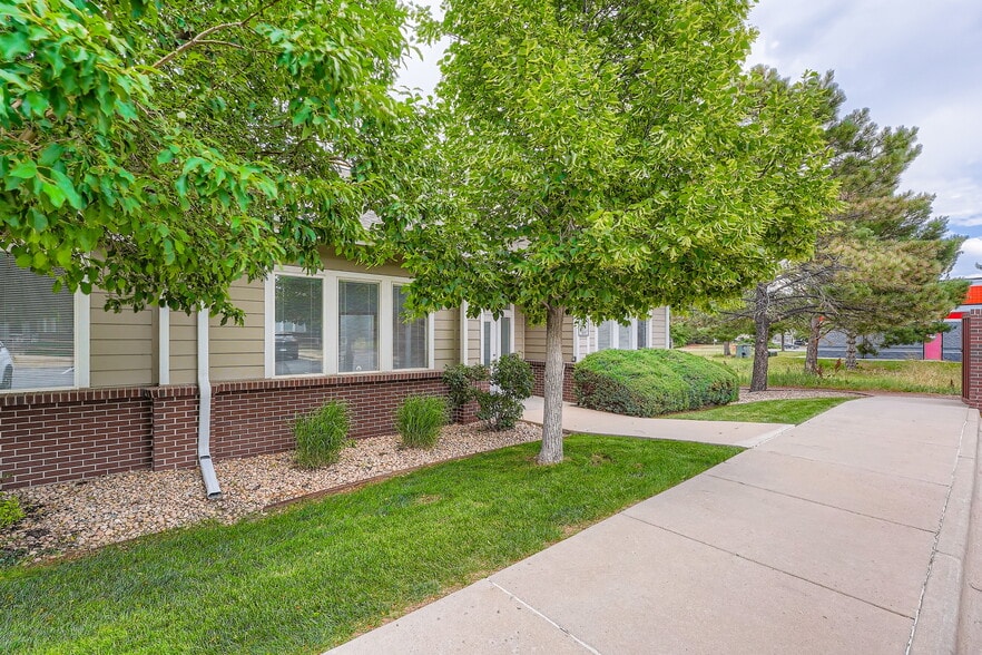 2220 S Fraser St, Aurora, CO for sale - Building Photo - Image 2 of 11