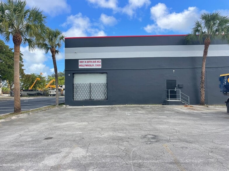 3001 N 29th Ave, Hollywood, FL for lease - Building Photo - Image 2 of 5
