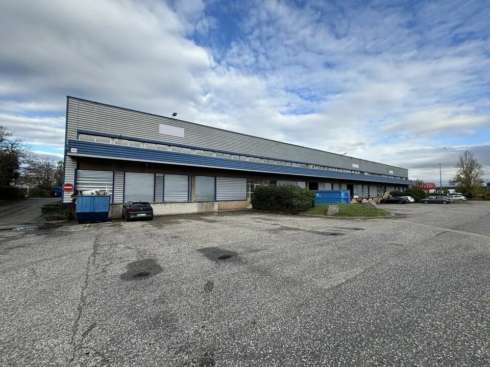 35-37 Avenue Des Frères Montgolfier, Chassieu for lease Building Photo- Image 1 of 2