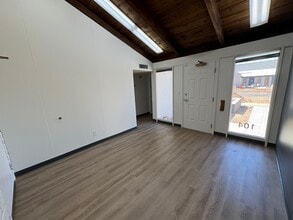 912 S Park Ln, Tempe, AZ for lease Building Photo- Image 2 of 14