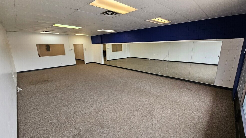 5350 W Evans Ave, Denver, CO à louer - Photo du bâtiment - Image 3 de 10