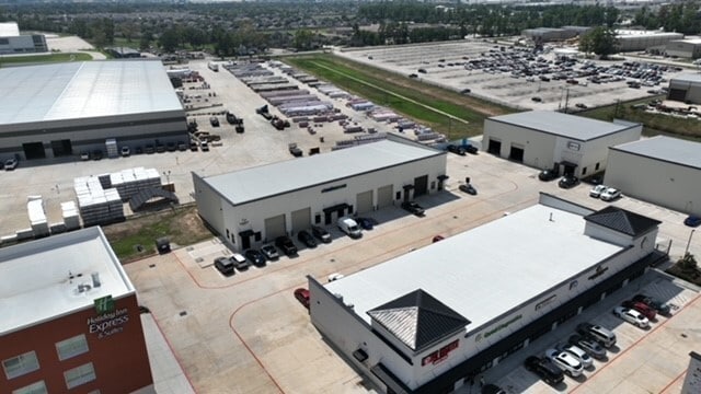 950 FM 1960 Rd, Houston, TX for lease - Building Photo - Image 3 of 4