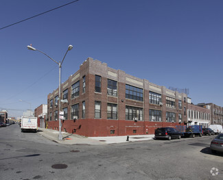 More details for 333 Scholes St, Brooklyn, NY - Office for Lease