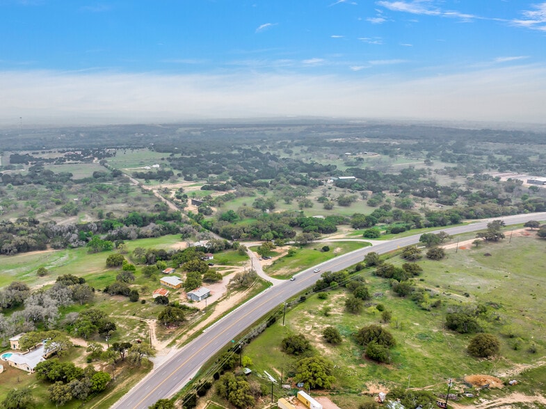 123 Rocky Rd, Hye, TX for sale - Building Photo - Image 3 of 54