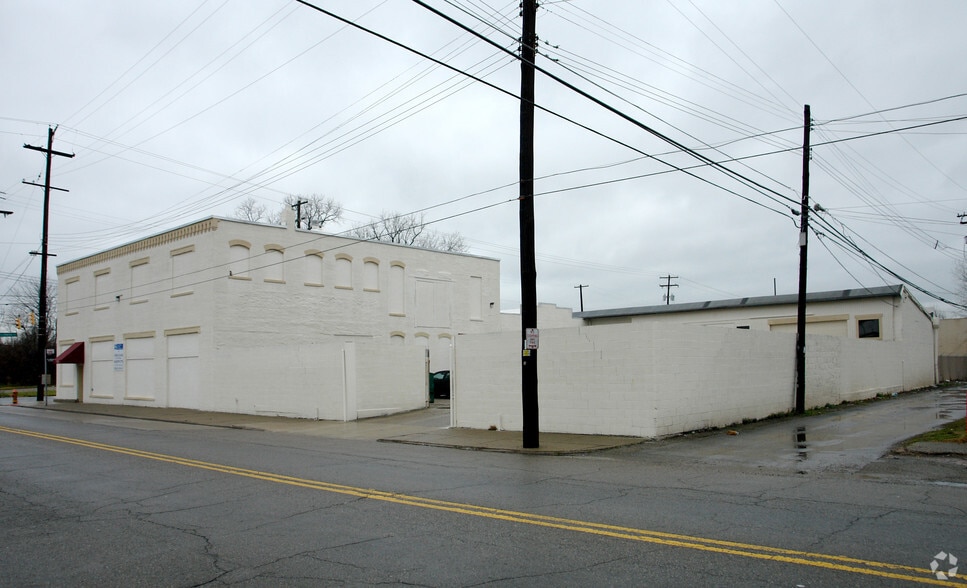 1100 W Town St, Columbus, OH à vendre - Photo du bâtiment - Image 2 de 3