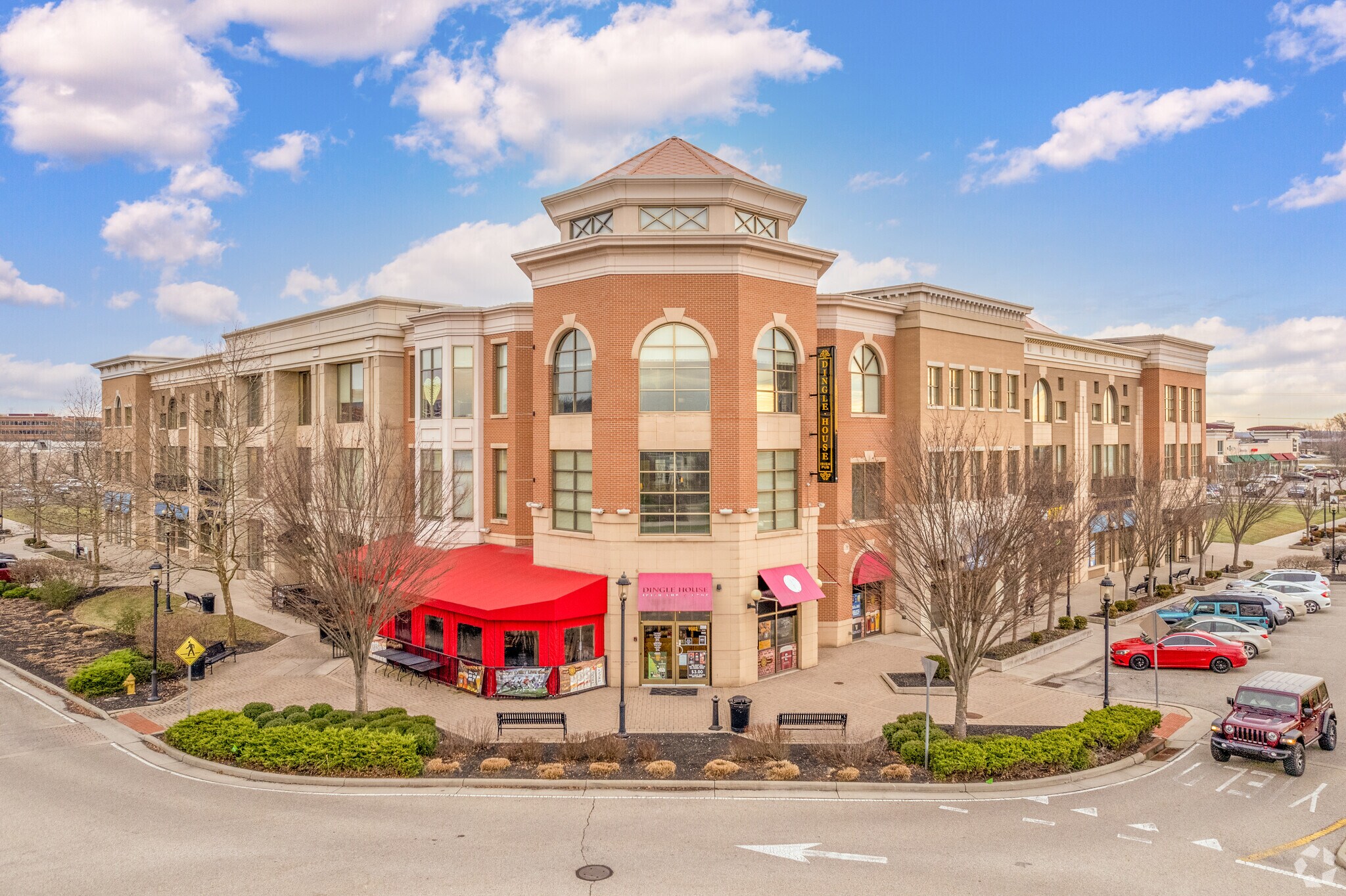 9100-9120 W Chester Towne Ctr, West Chester, OH à louer Photo du bâtiment- Image 1 de 8