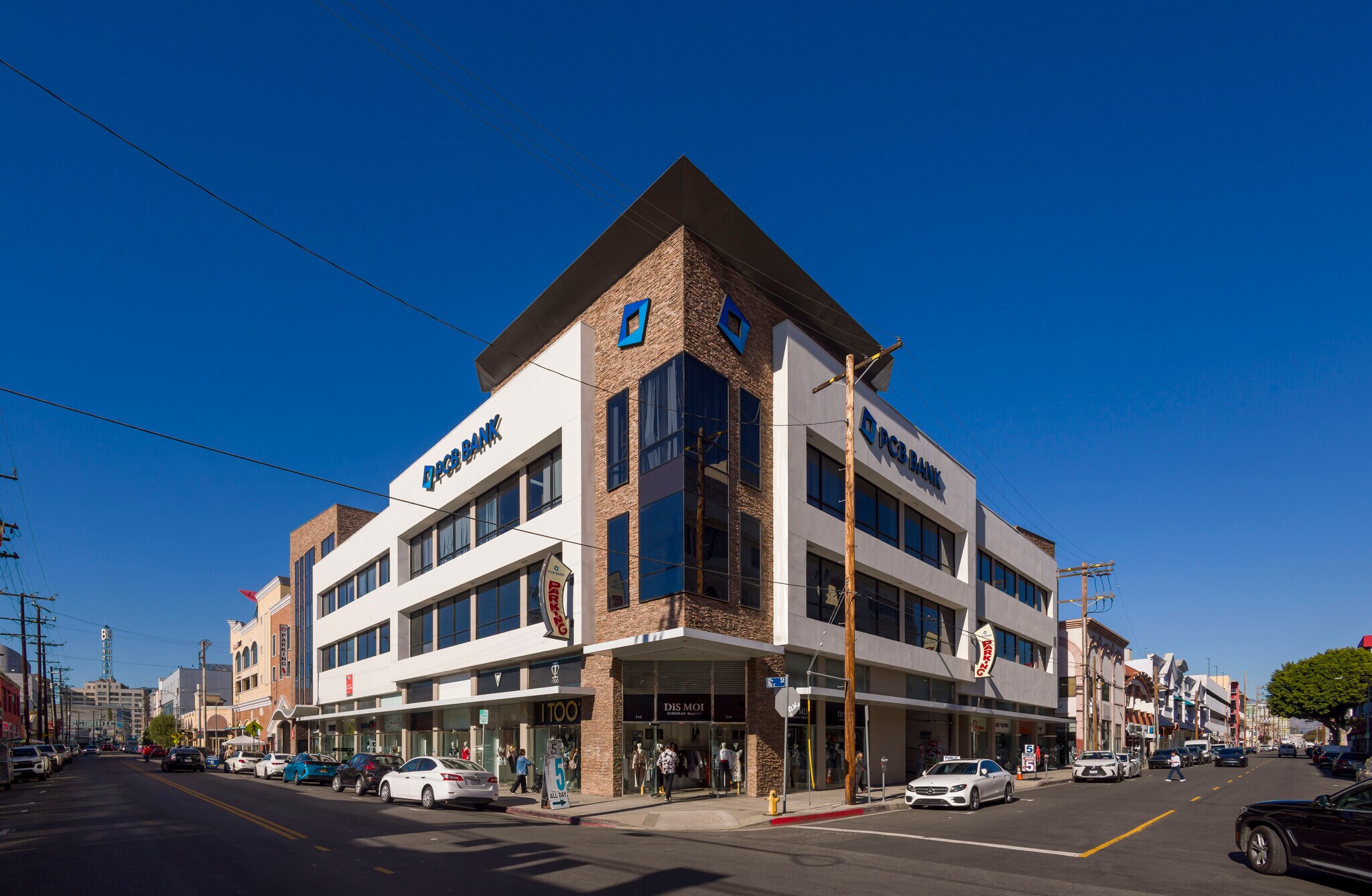 777 E 12th St, Los Angeles, CA à louer Photo du bâtiment- Image 1 de 8