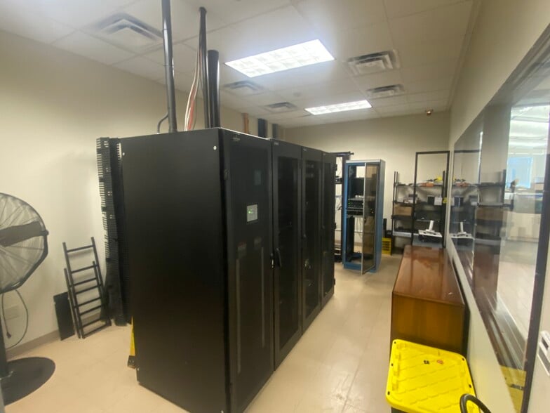 1826 Lakeway Dr, Lewisville, TX à vendre - Autre - Image 3 de 16