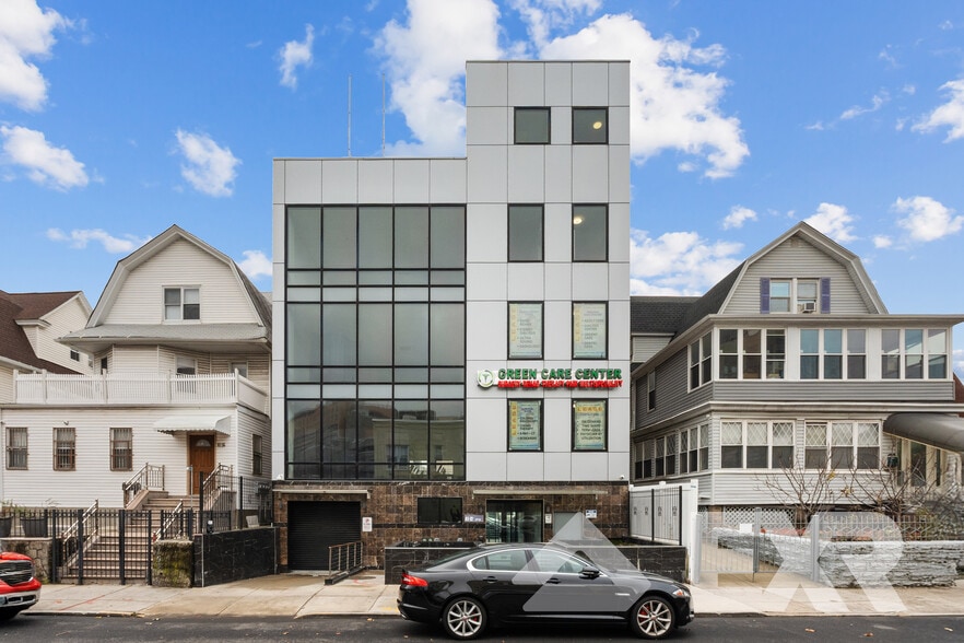 4112 77th St, Elmhurst, NY for lease - Aerial - Image 1 of 3