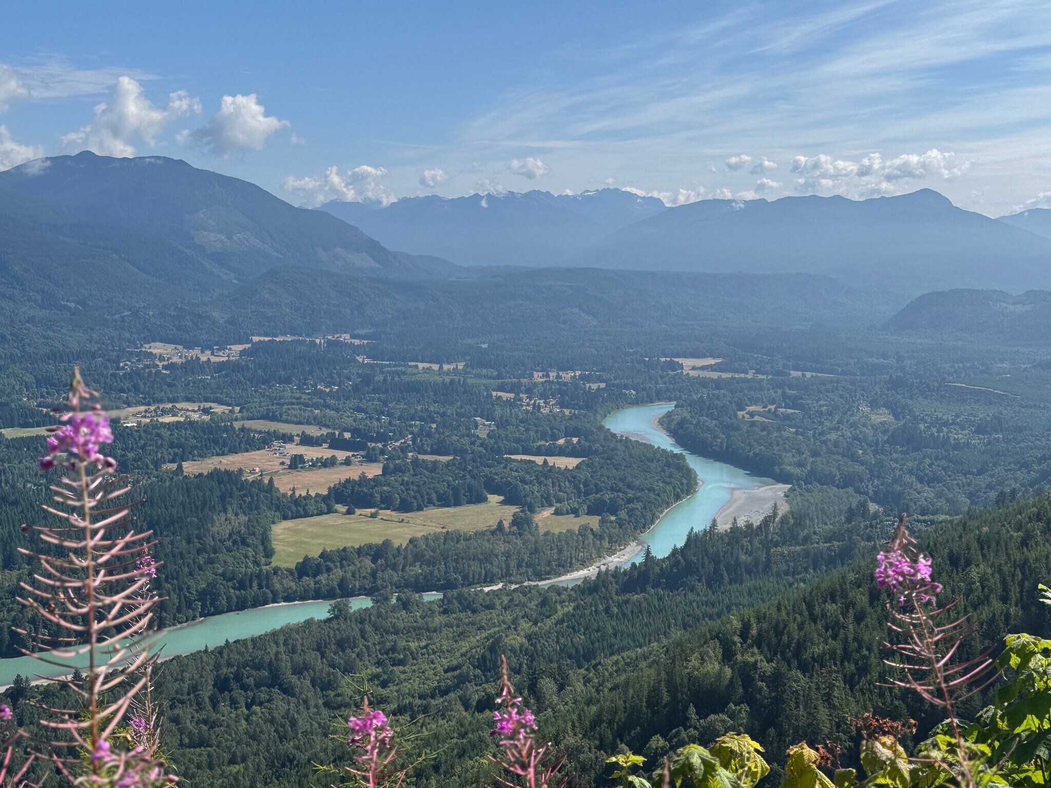 XX Finney Cumberland Road, Sedro Woolley, WA à vendre Photo principale- Image 1 de 14