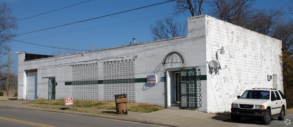 1829 Jo Johnston Ave, Nashville, TN for lease - Building Photo - Image 2 of 34