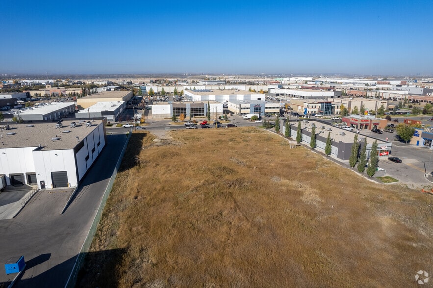 10906 50th St SE, Calgary, AB for sale - Aerial - Image 3 of 4