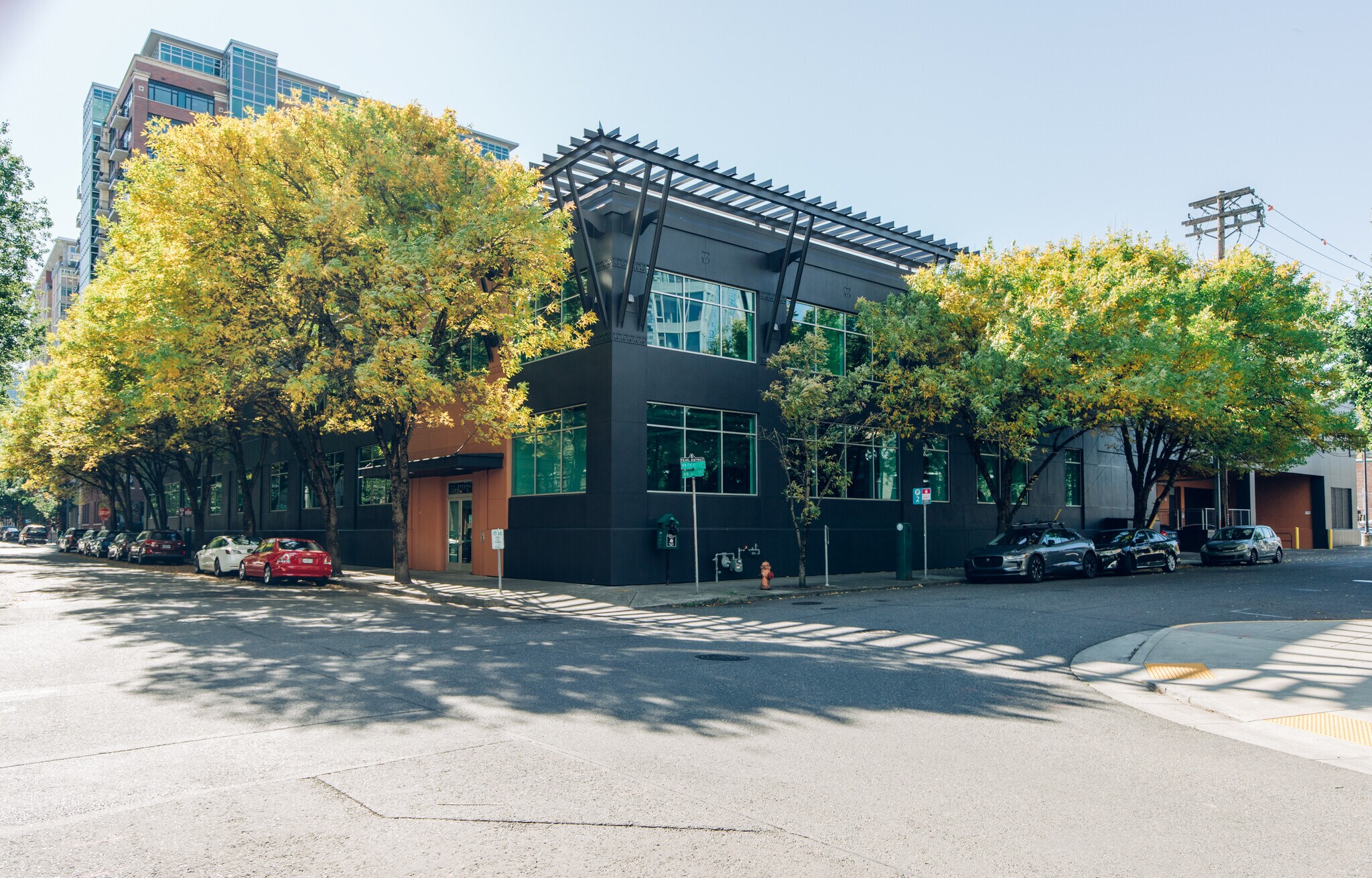 1233 NW 12th Ave, Portland, OR à louer Photo du bâtiment- Image 1 de 10