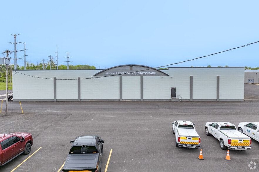 500 N Peterboro St, Canastota, NY for lease - Building Photo - Image 3 of 8