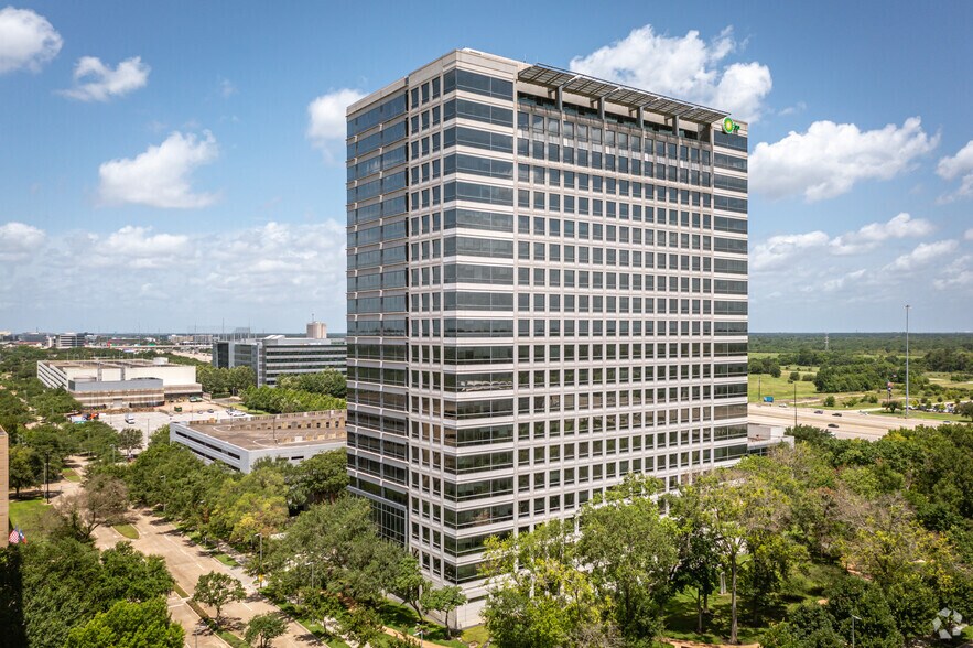 200 Westlake Park Blvd, Houston, TX à louer - Photo du bâtiment - Image 1 de 7