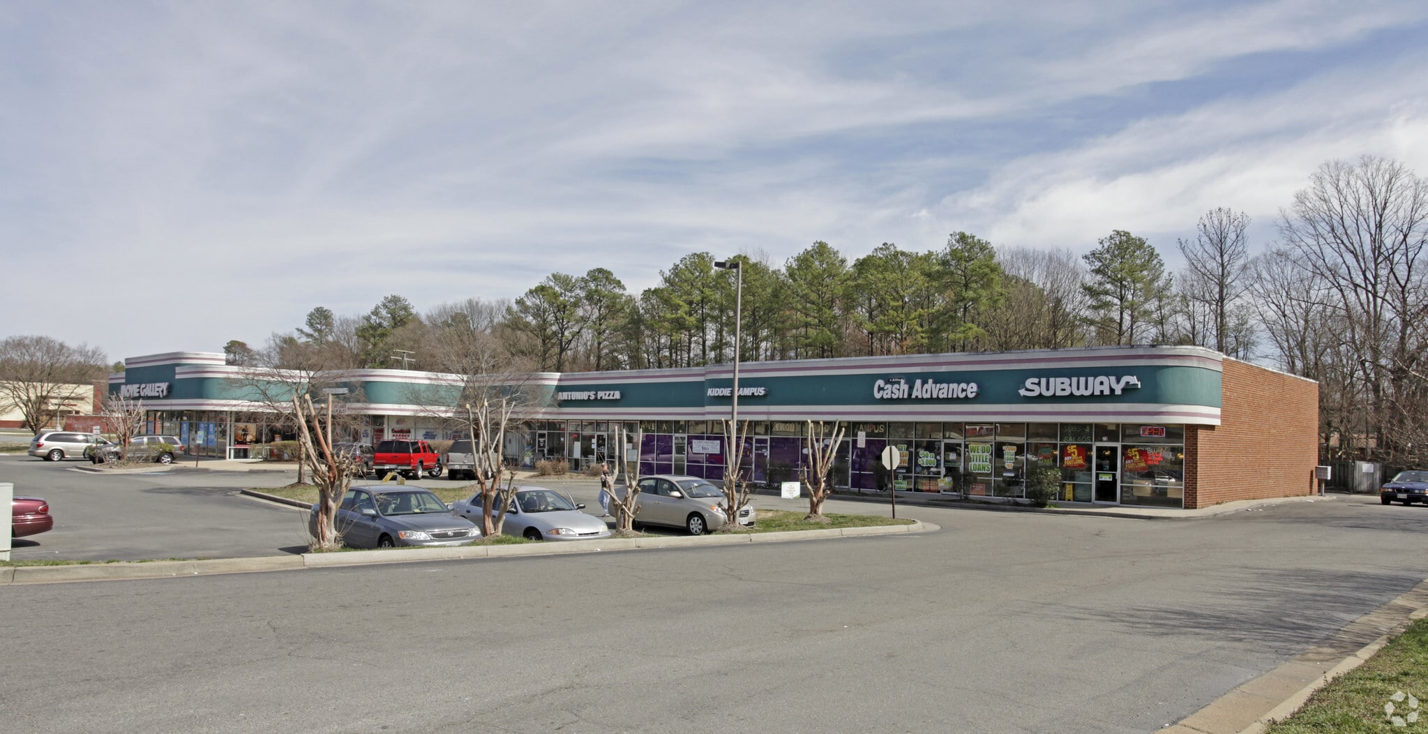 51-73 S Airport Dr, Highland Springs, VA for lease Primary Photo- Image 1 of 3