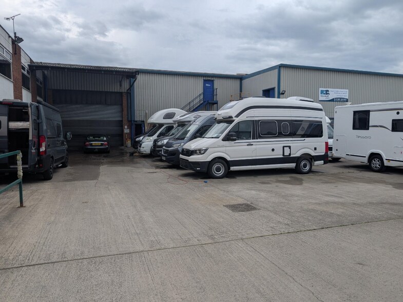 Nat Ln, Winsford à louer - Photo du bâtiment - Image 2 de 3