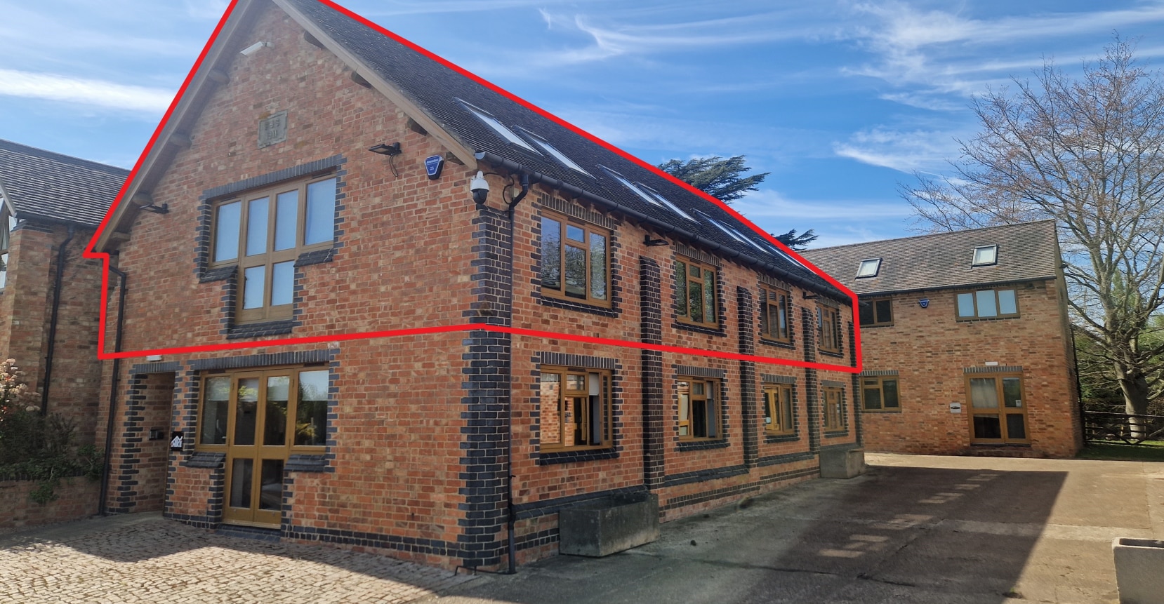 Watling St, Lutterworth for lease Building Photo- Image 1 of 2