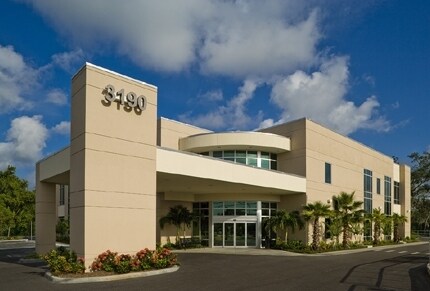 3190 McMullen Booth Rd, Clearwater, FL à vendre Photo du bâtiment- Image 1 de 11