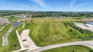 Plus de détails pour Highway 28 & Colonial Parkway, Norwalk, IA - Terrain à vendre