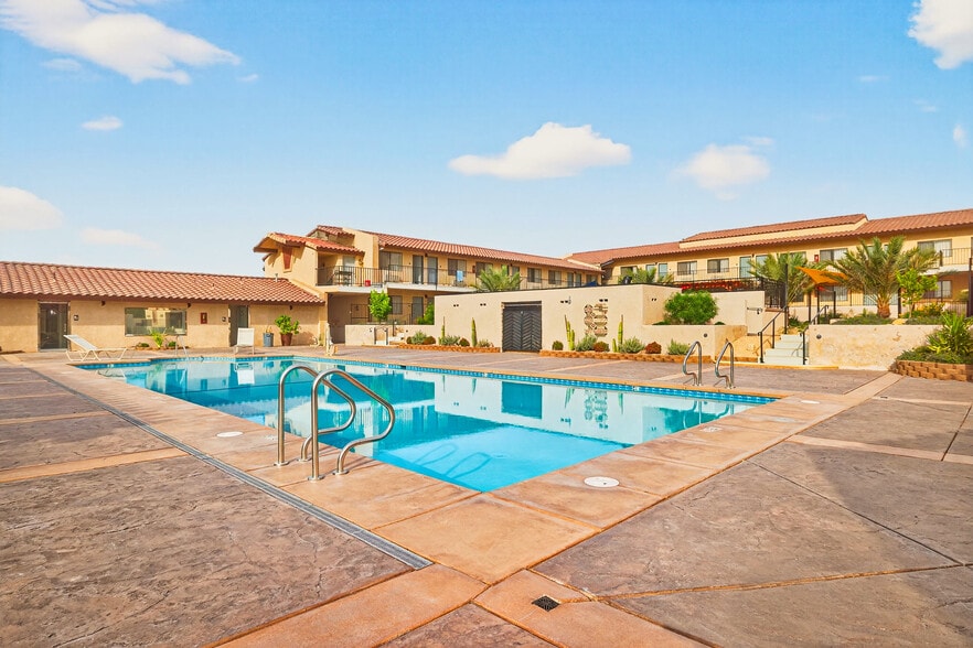 67485 Hacienda Ave, Desert Hot Springs, CA for sale - Building Photo - Image 3 of 25