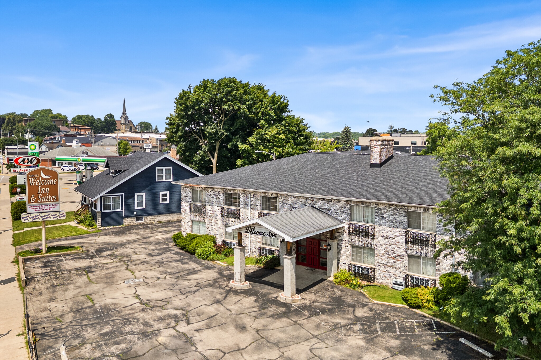 240 E Fond du Lac St, Ripon, WI for sale Building Photo- Image 1 of 27