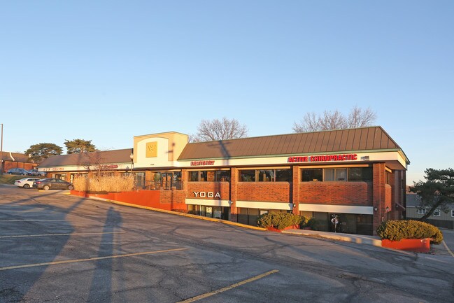 More details for 10400 W 103rd St, Overland Park, KS - Office for Lease