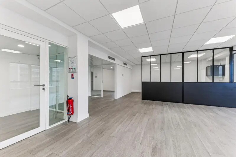 99 Avenue Aristide Briand, Montrouge à louer - Photo du bâtiment - Image 3 de 8